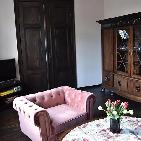 Retro Apartment