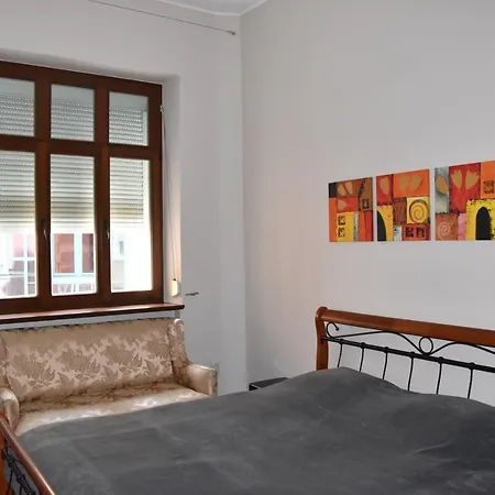 Retro Apartment
